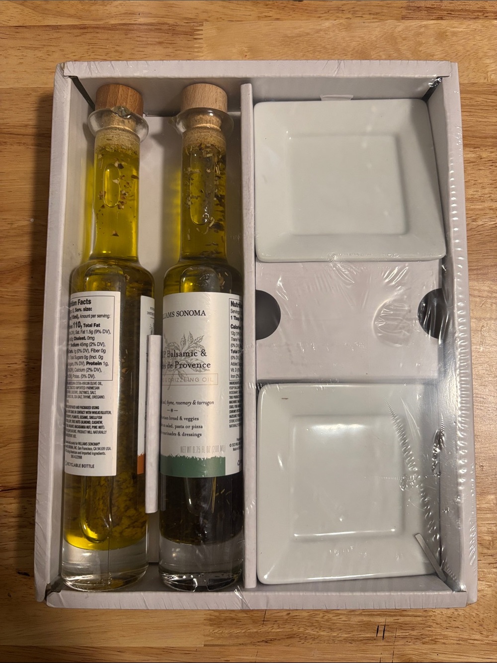 Williams Sonoma Olive Oil Gift Set with White Dishes NEW